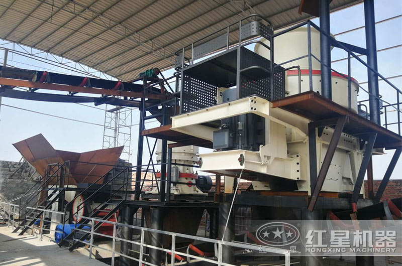 時(shí)產(chǎn)200噸青石碎石加工客戶(hù)現(xiàn)場(chǎng)實(shí)拍 時(shí)產(chǎn)200噸青石碎石加工客戶(hù)現(xiàn)場(chǎng)實(shí)拍