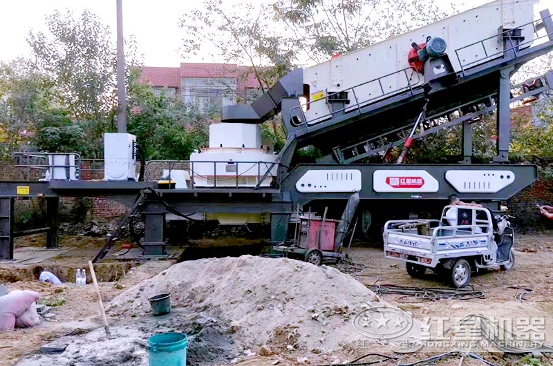 圖片4-移動沖擊式破碎機(jī) 圖片4-移動沖擊式破碎機(jī)