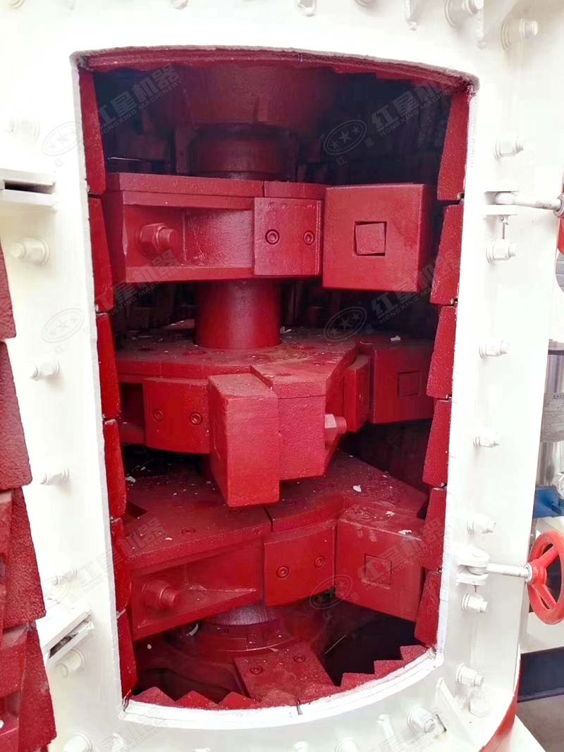 紅星復(fù)合式破碎機(jī)錘頭實(shí)拍 紅星復(fù)合式破碎機(jī)錘頭實(shí)拍