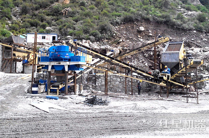 vsi制砂機(jī)用戶生產(chǎn)現(xiàn)場，多個現(xiàn)場提供就近參觀